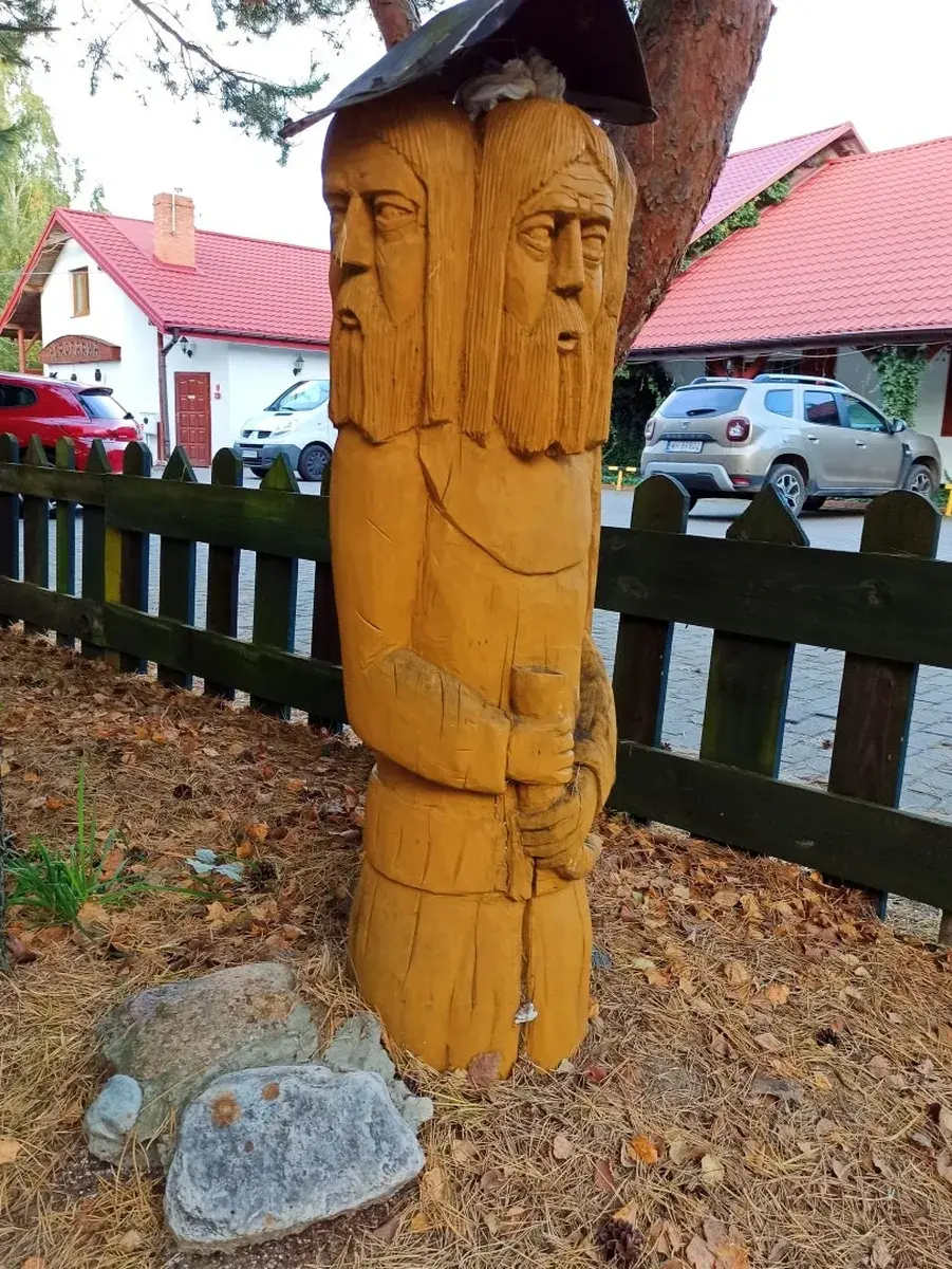 Rzeźba słowiańskiego boga