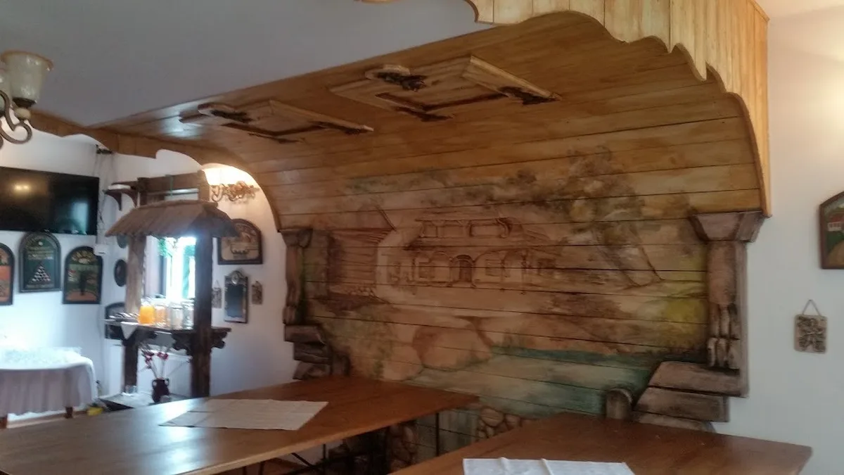 Sala bankietowa z rustykalnym wystrojem