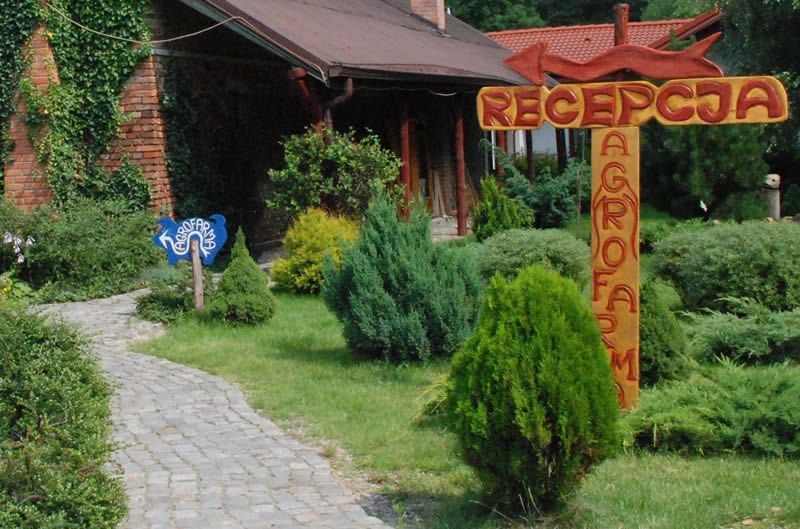 Recepcja ze szyldem AgroFarma